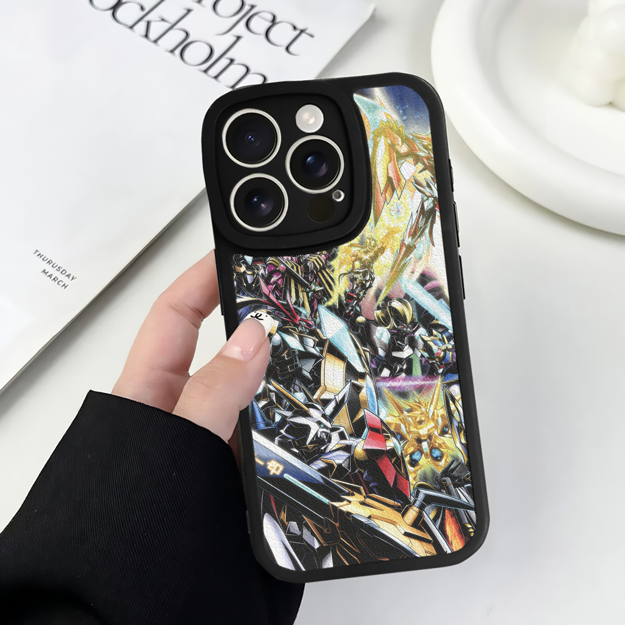 （画像用） Digimon デジタルモンスター/デジモン 【iPhone 16シリーズ対応】シリコンスマホケース（レザー調） 材質：シリコン